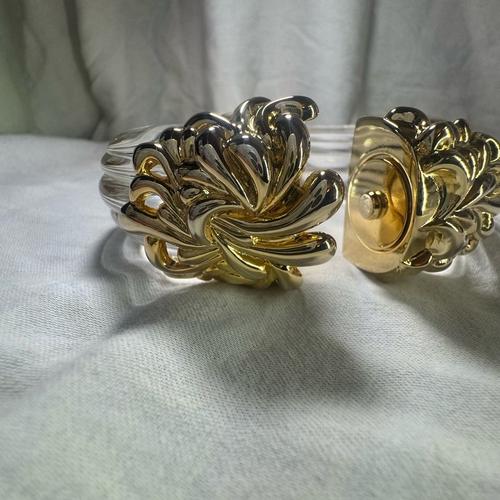 Vtg Inna Cytrine Paris Carved Lucite Clamper Bracelet Gold Tone Statement Runway